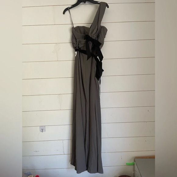 White by Vera Wang Size 6 Women Evening Maxi Dress Twisted Front W/Sash - Picture 6 of 11